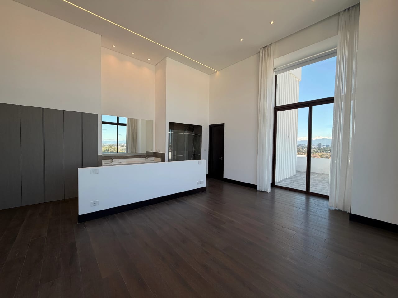 Penthouse en Renta – Olmos de Cayala Z.16 — foto 5 de 9