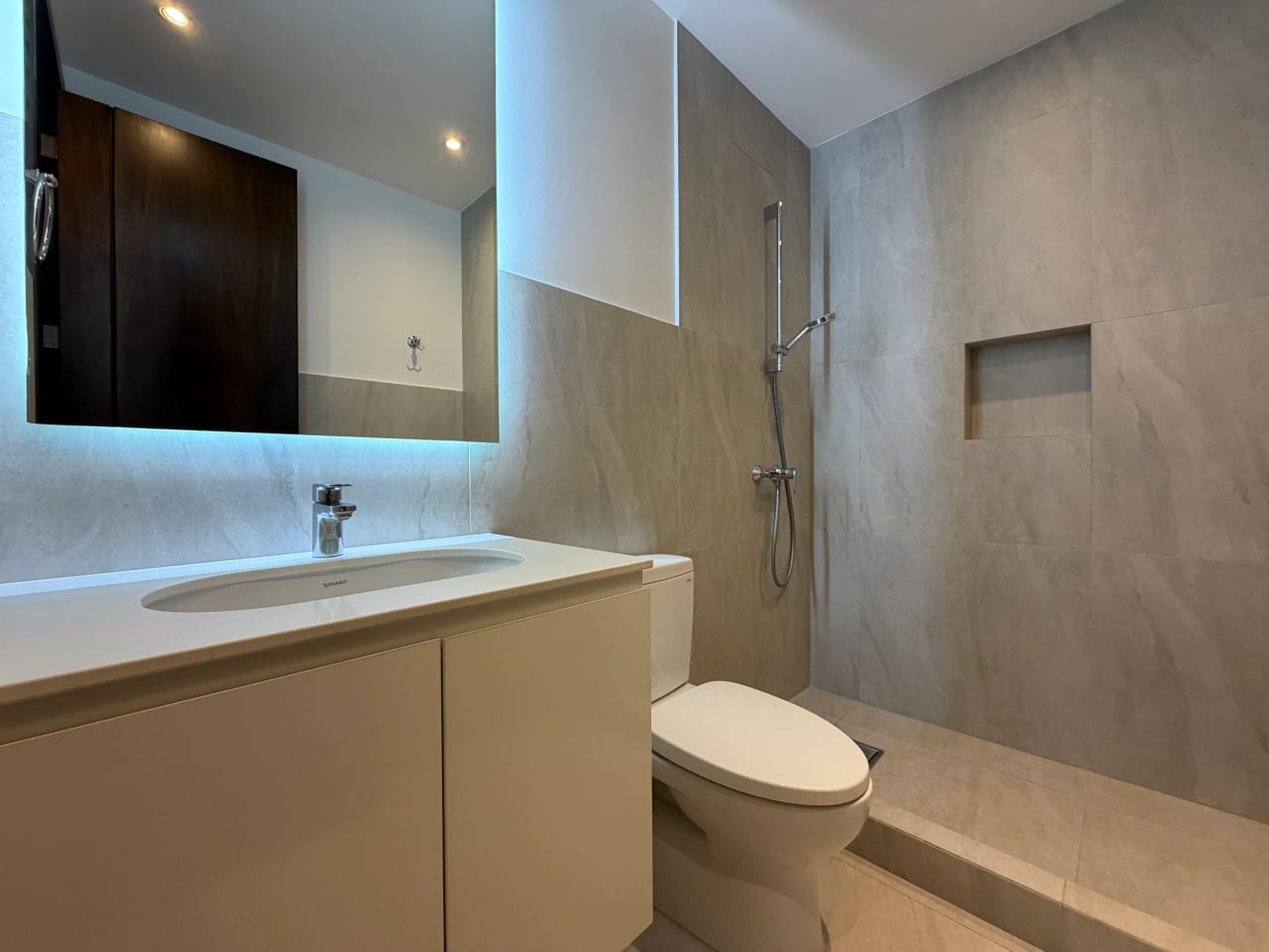 Apartamentos en renta - Vasanta, Z.10 — foto 8 de 13