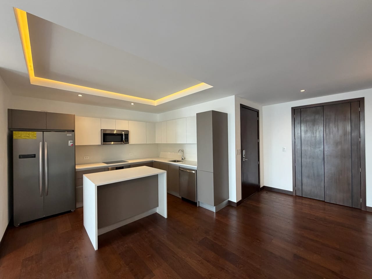 Apartamentos en renta - Vasanta, Z.10 — foto 1 de 13