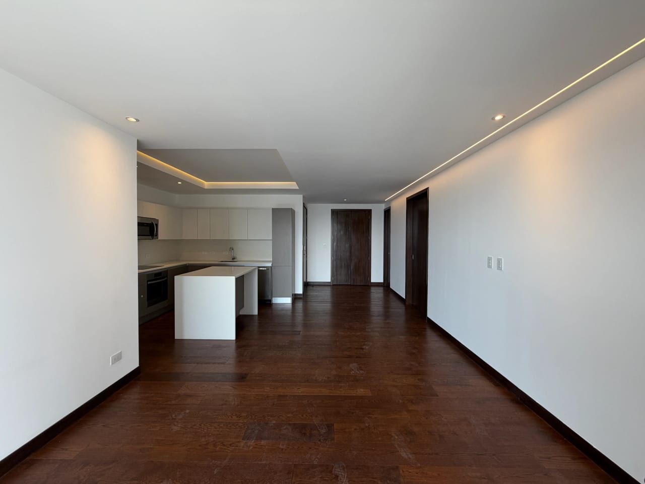 Apartamentos en renta - Vasanta, Z.10 — foto 11 de 13