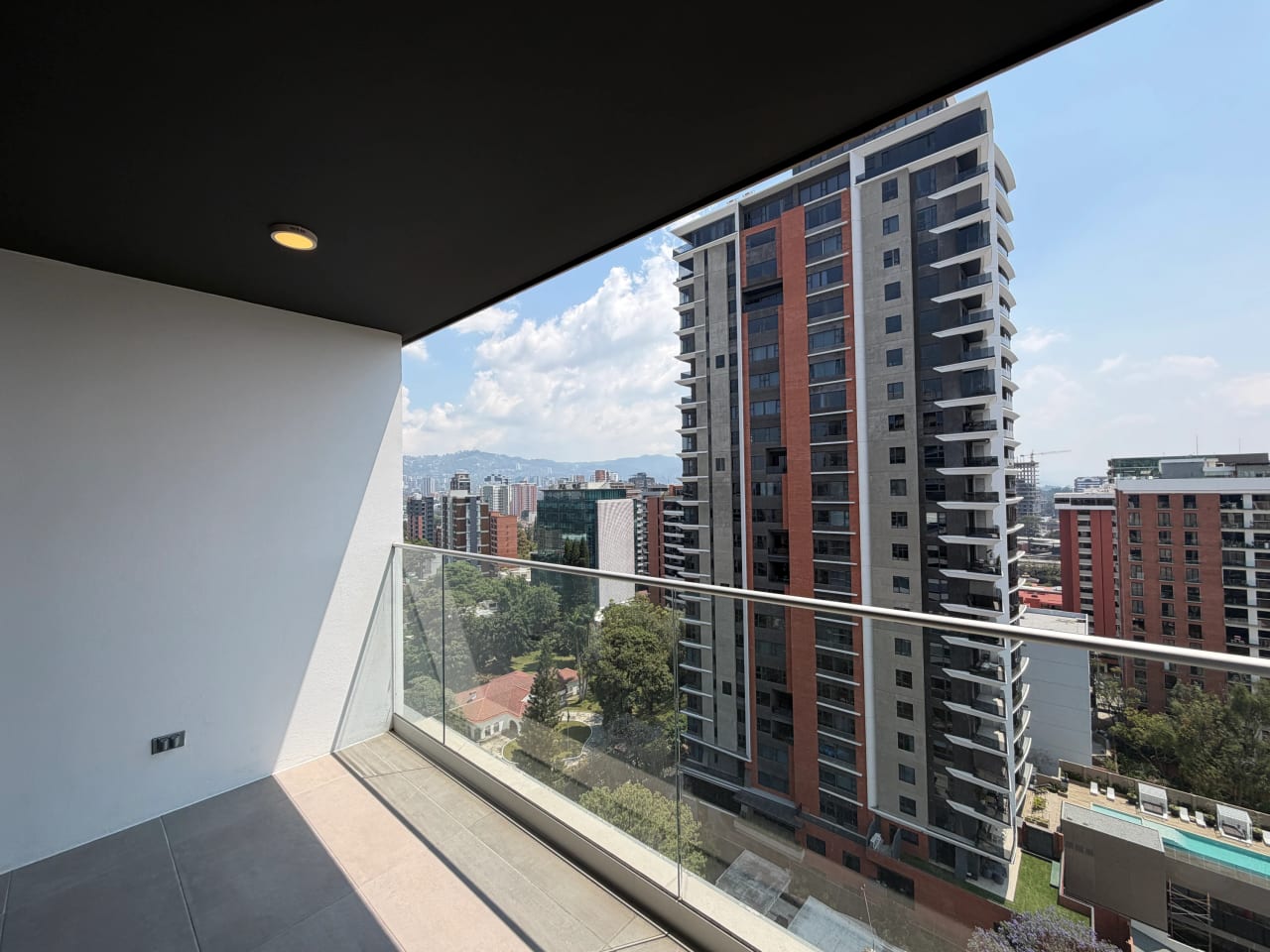 Apartamentos en renta - Vasanta, Z.10 — foto 12 de 13