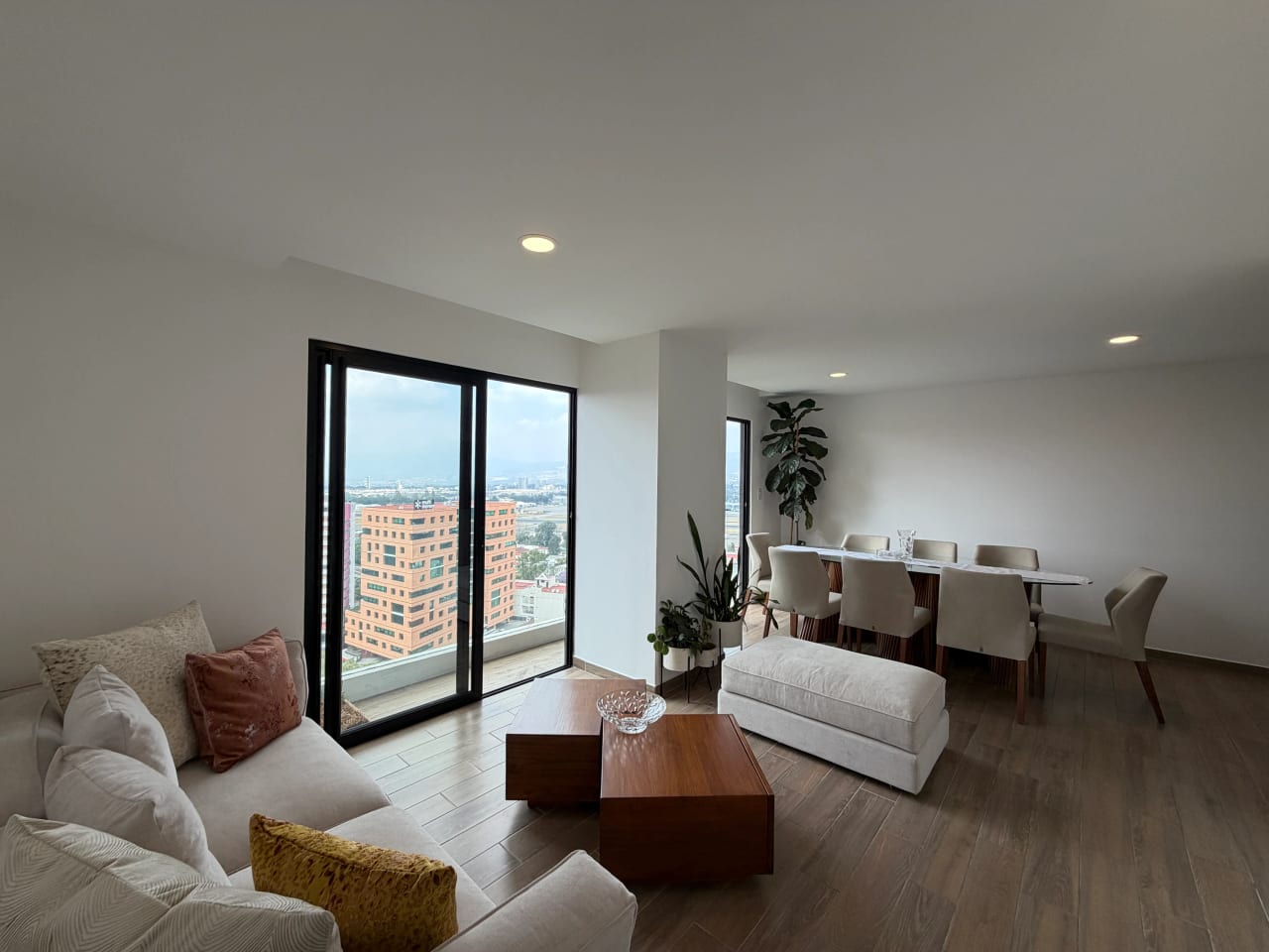 Apartamento en Venta en Parque 14, Z.14 — foto 6 de 9