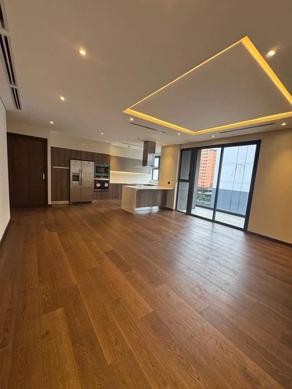 Apartamento en Venta – Santa Sofía 7ma, Zona 10 — foto 1 de 10