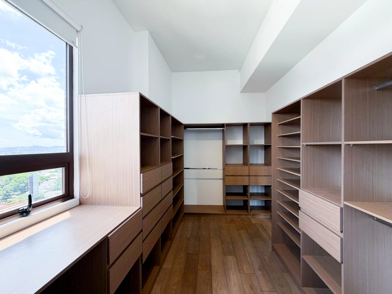 Apartamento en Renta zona 10 - Salvattore — foto 5 de 10